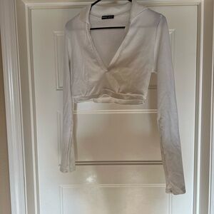 white collared crop vneck longsleeve top ribbed size L